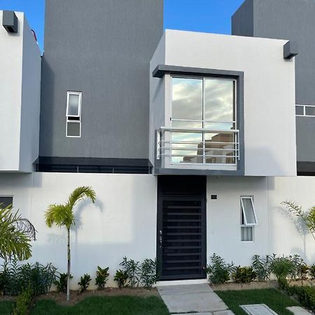 Casa Comoda Con Piscina Naranjo 外观 照片