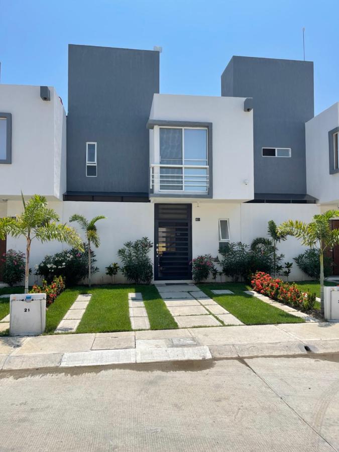 Casa Comoda Con Piscina Naranjo 外观 照片